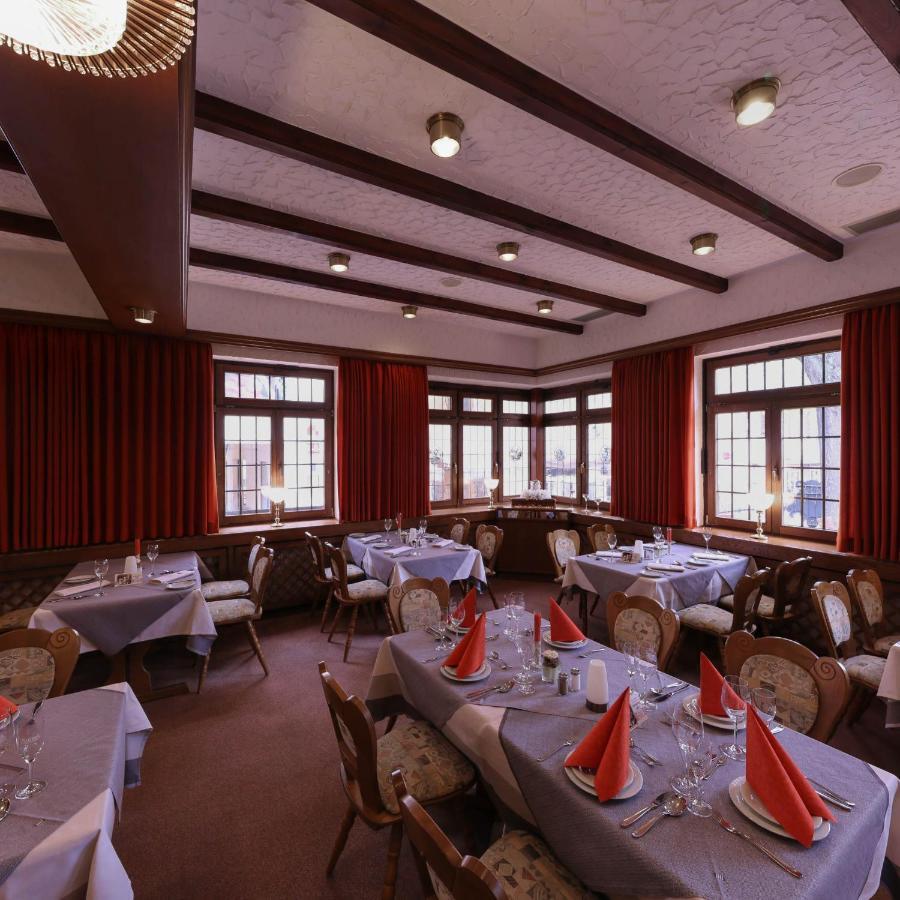 Hotel Felsenkeller ฮูเดสไฮม์ แอม ไฮน์ ภายนอก รูปภาพ