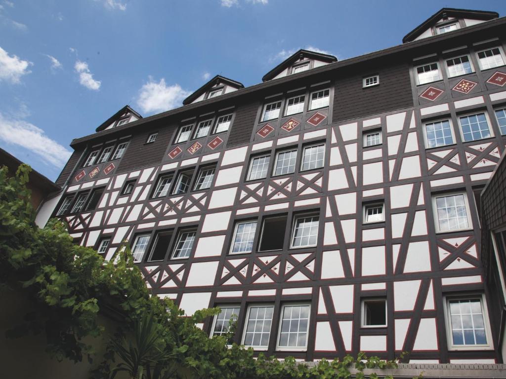 Hotel Felsenkeller ฮูเดสไฮม์ แอม ไฮน์ ภายนอก รูปภาพ