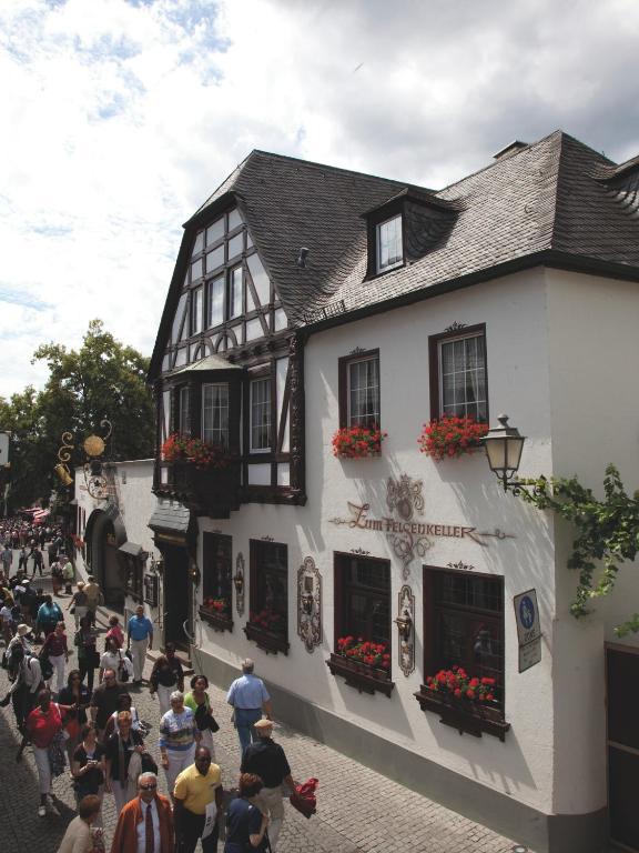 Hotel Felsenkeller ฮูเดสไฮม์ แอม ไฮน์ ภายนอก รูปภาพ